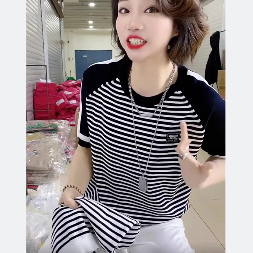2025夏季宽松条纹针织衫短袖冰丝显瘦圆领上衣女士t恤短袖黑白纹