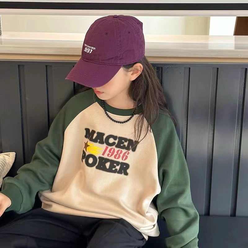 女童卫衣2025春秋新款中大童休闲宽松圆领撞色插肩袖印花上衣春秋