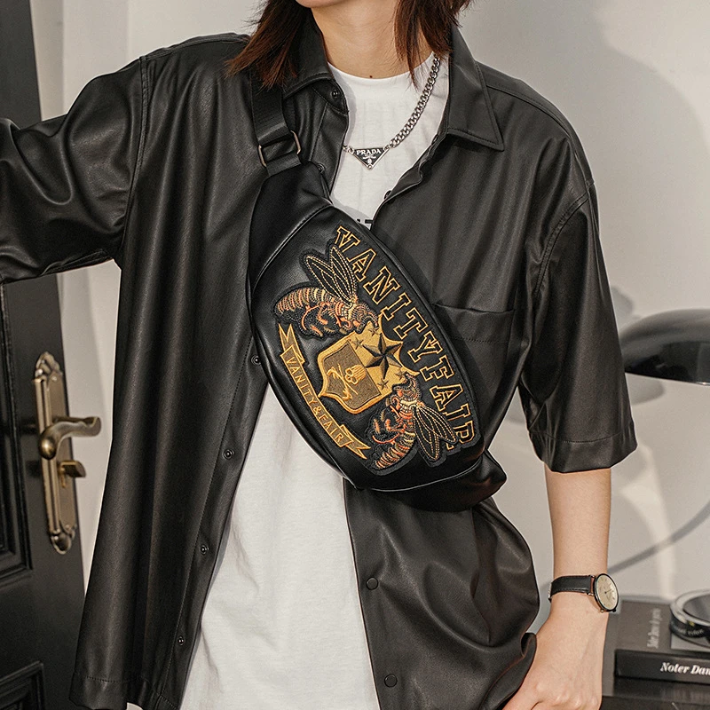 刺绣图案胸包男士潮流胸前挎包个性时尚男包休闲背包单肩包腰包
