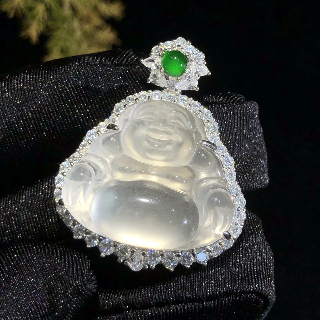 天然精美白色气质佛公女士时尚轻奢精致百搭女款俏色奢华冰透项链