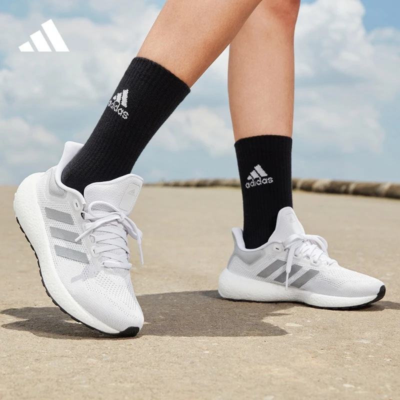 阿迪达斯女款夏季运动休闲舒适跑步鞋 PUREBOOST JET W GW0906