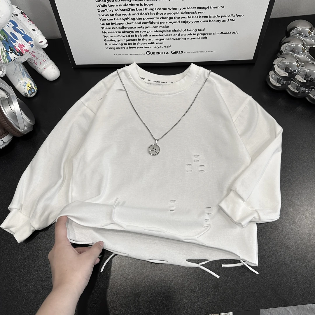 儿童纯棉T恤2025新款男童圆领平肩袖中小童破洞休闲洋气百搭上衣