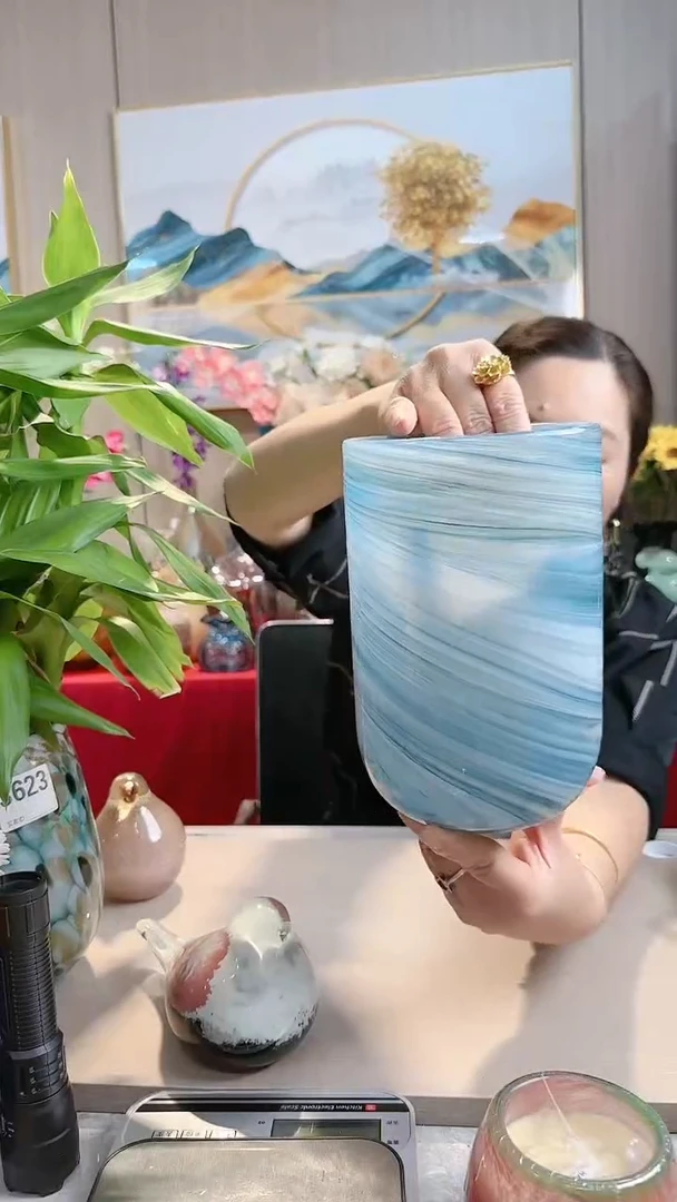 【闪购商品】微瑕琉璃花瓶