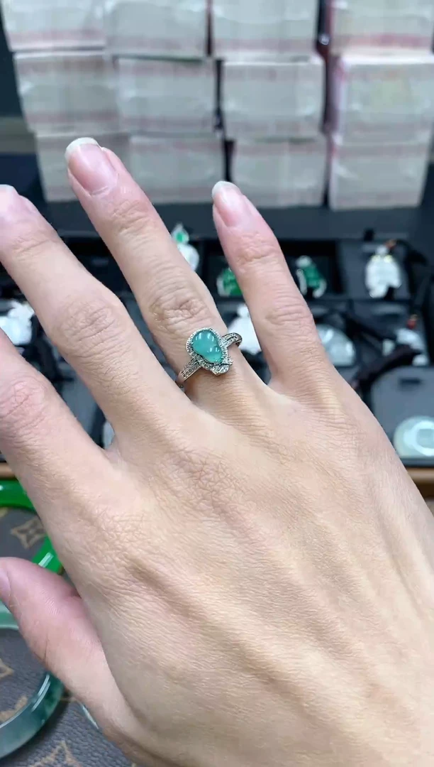 【闪购商品】翡翠戒指足银镶嵌葫芦戒指