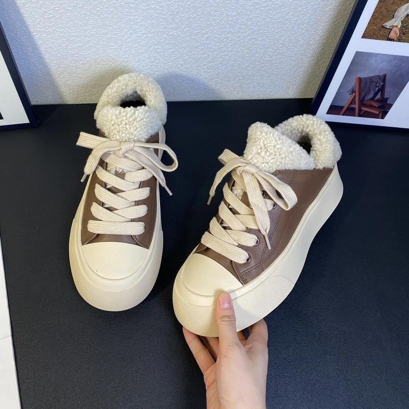 欧货女鞋2024冬季新款加绒保暖时尚休闲鞋系带防滑百搭潮流板鞋女