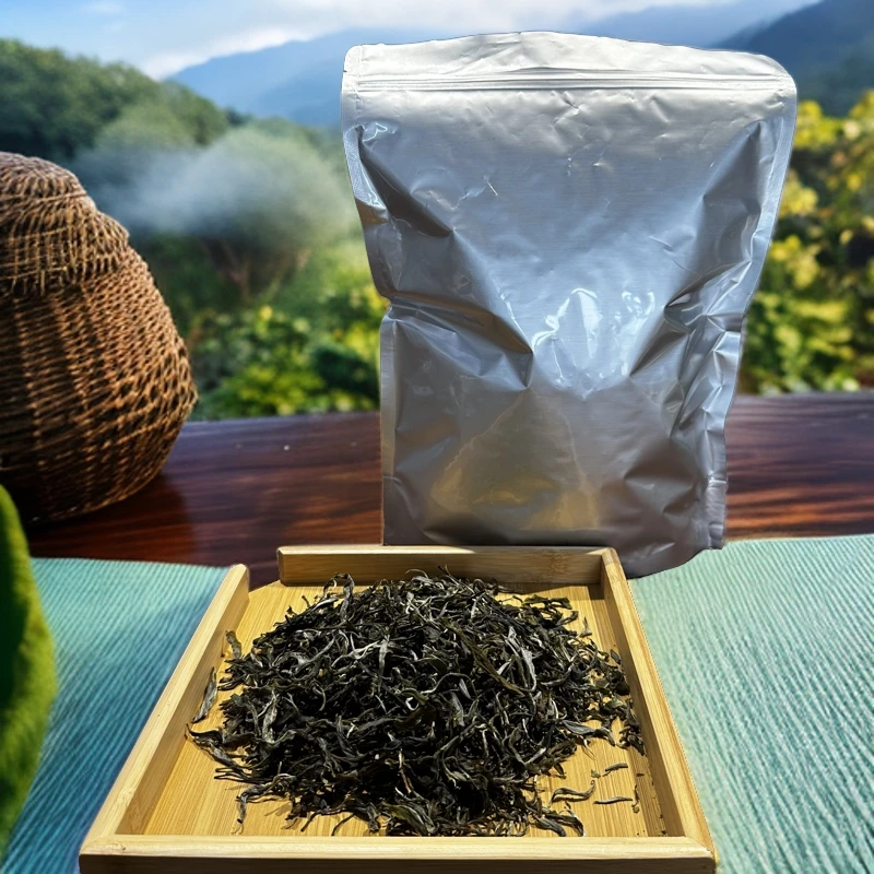 大雪山头春头采混采云南普洱晒青毛茶200g*袋生茶散茶2024年春茶