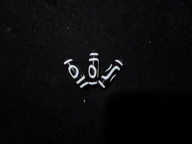 ls142 折线两眼 台珠 极致黑白 多样性发一