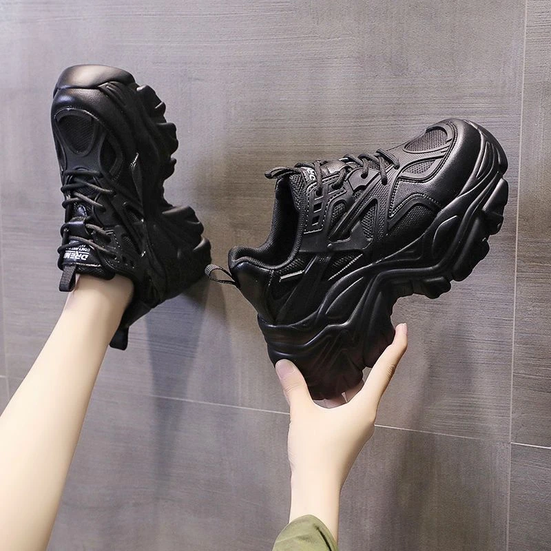 2025新款网红春秋厚底小白鞋镂空防滑增高网鞋34码老爹鞋女ins潮