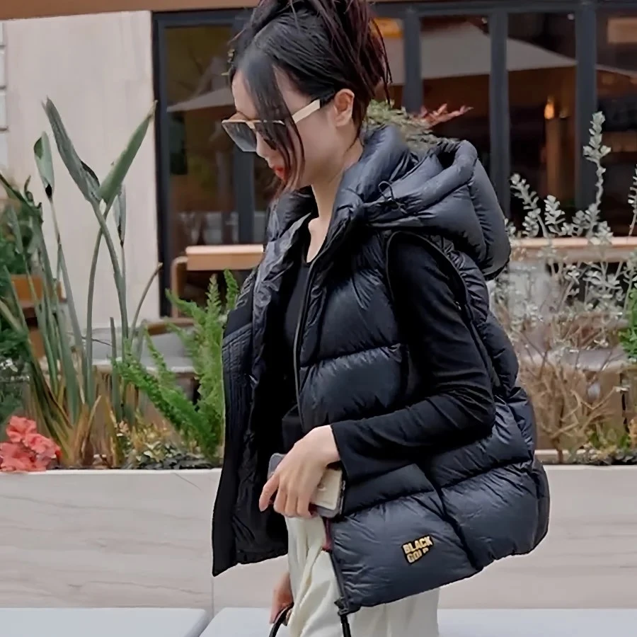 秋冬季新款黑金马甲休闲短款羽绒服情侣爆款百搭时尚马夹保暖外套