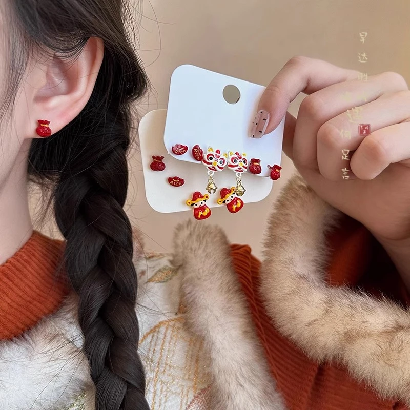 铜合金耳饰  中国风醒狮滴釉耳钉女新年套装耳环复古小众设计耳饰