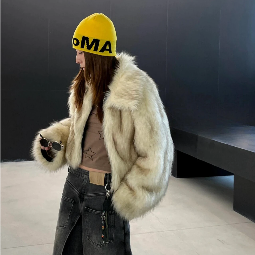 秋冬款仿狐狸毛渐变色短款外套女网红百搭加厚毛毛绒宽松休闲上衣