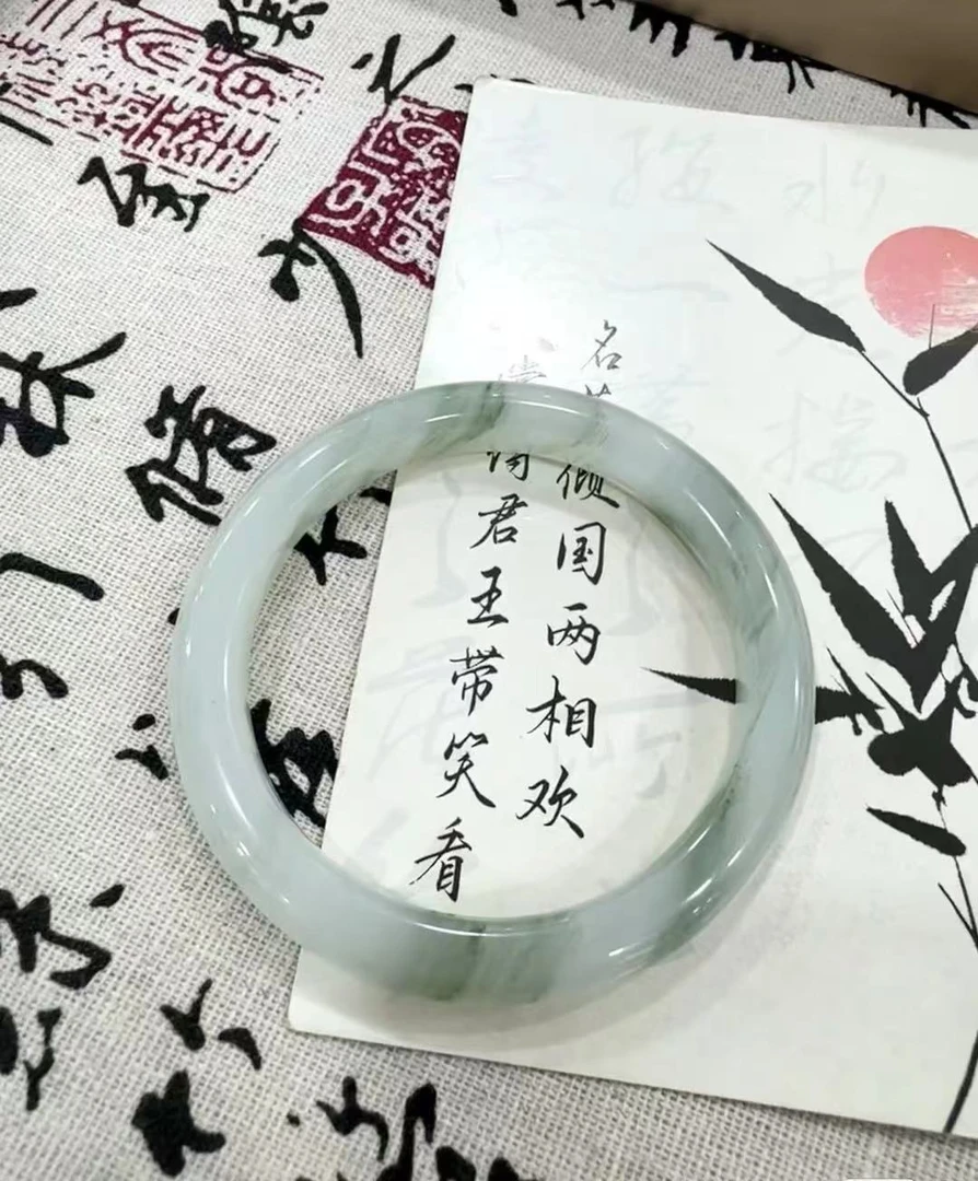 国风手镯天山翠手镯多样性编号:166