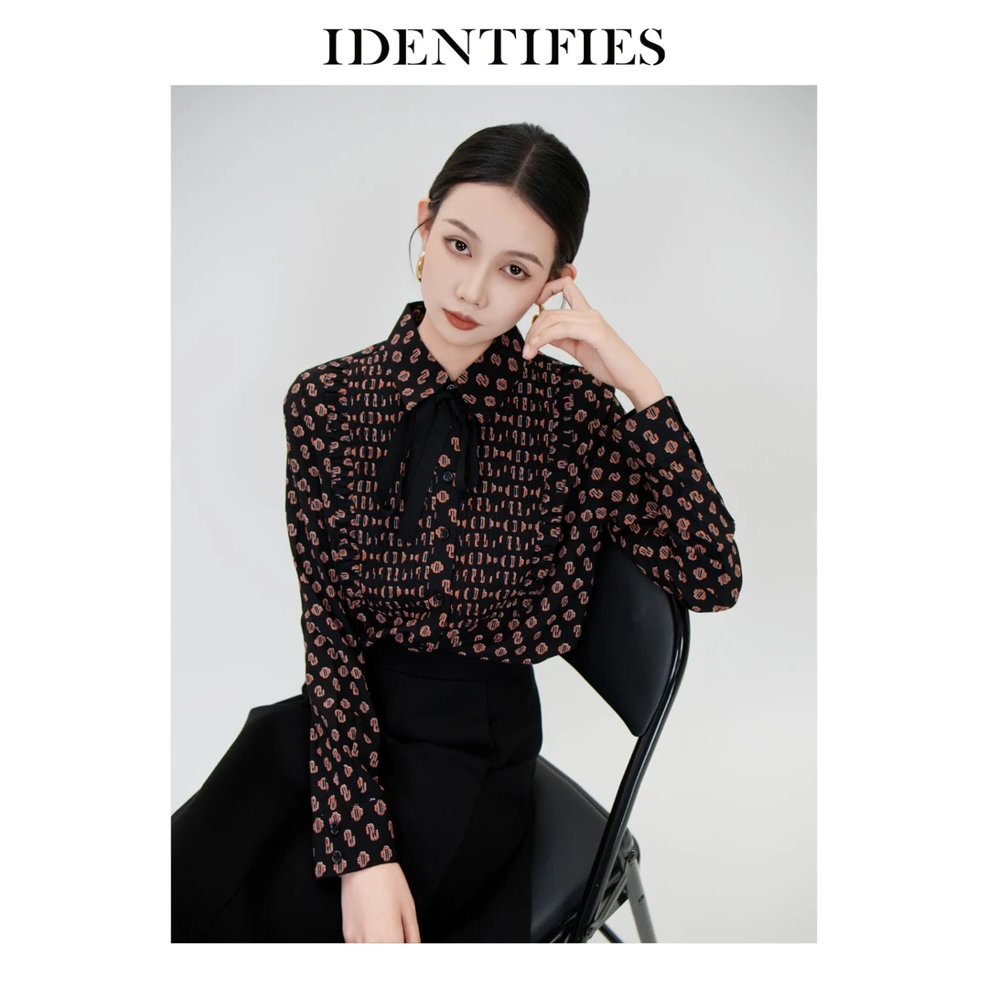 IDENTIFIES/易缔媤雅丹风气质衬衣长袖时尚黑色小众印花DD33295