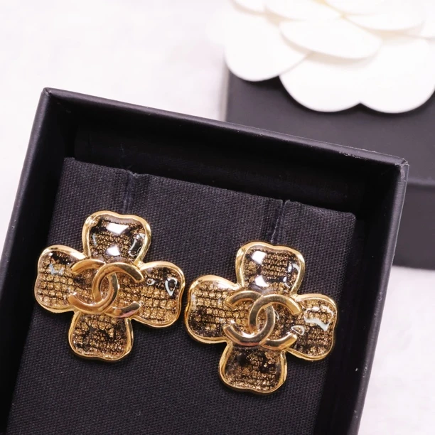 全新未使用 Chanel/香奈儿 24k黑金琉璃双c中号花朵耳钉 05967