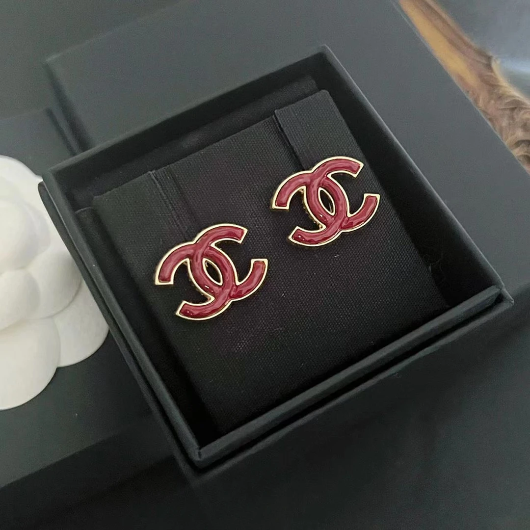 全新未使用 Chanel/香奈儿 23a经典复古红色中号双c耳钉 05332