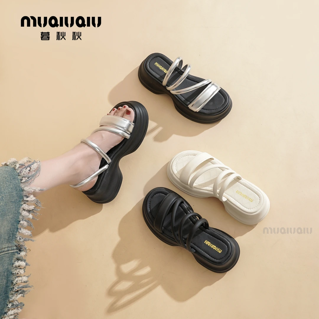 暮秋秋两穿软底凉拖女夏季2024新厚底踩屎感一字拖沙滩外穿凉鞋潮