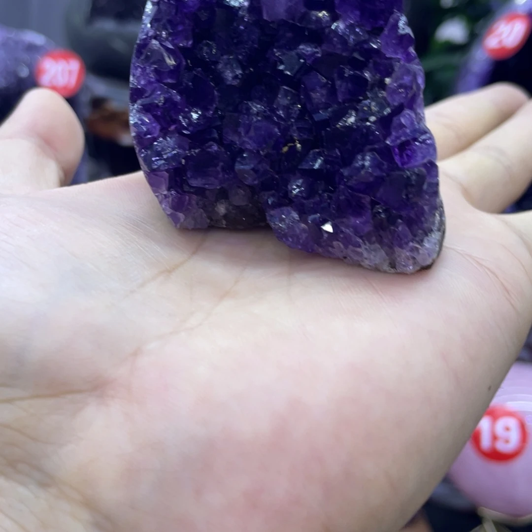 水晶大型摆件（非配饰）未镶嵌