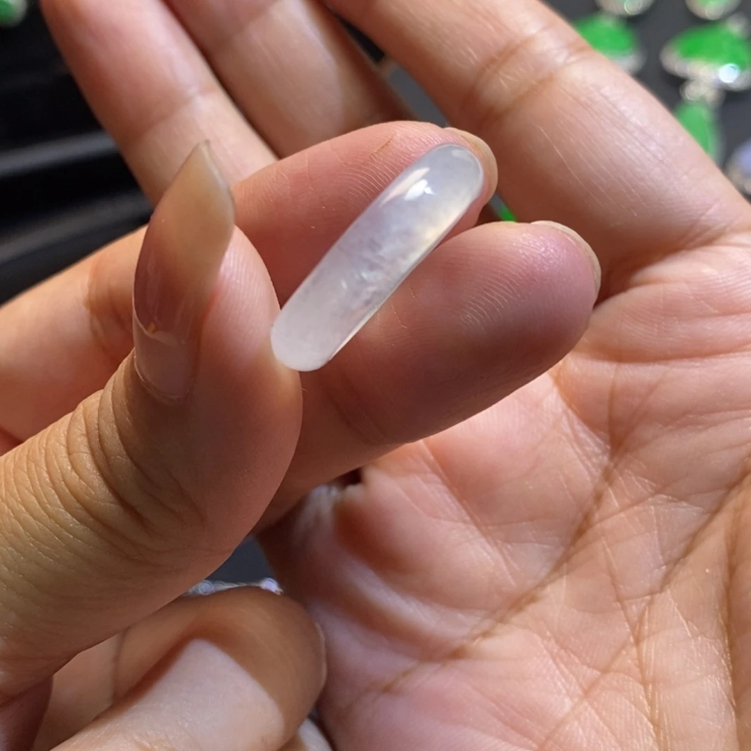 翡翠戒圈未镶嵌戒圈