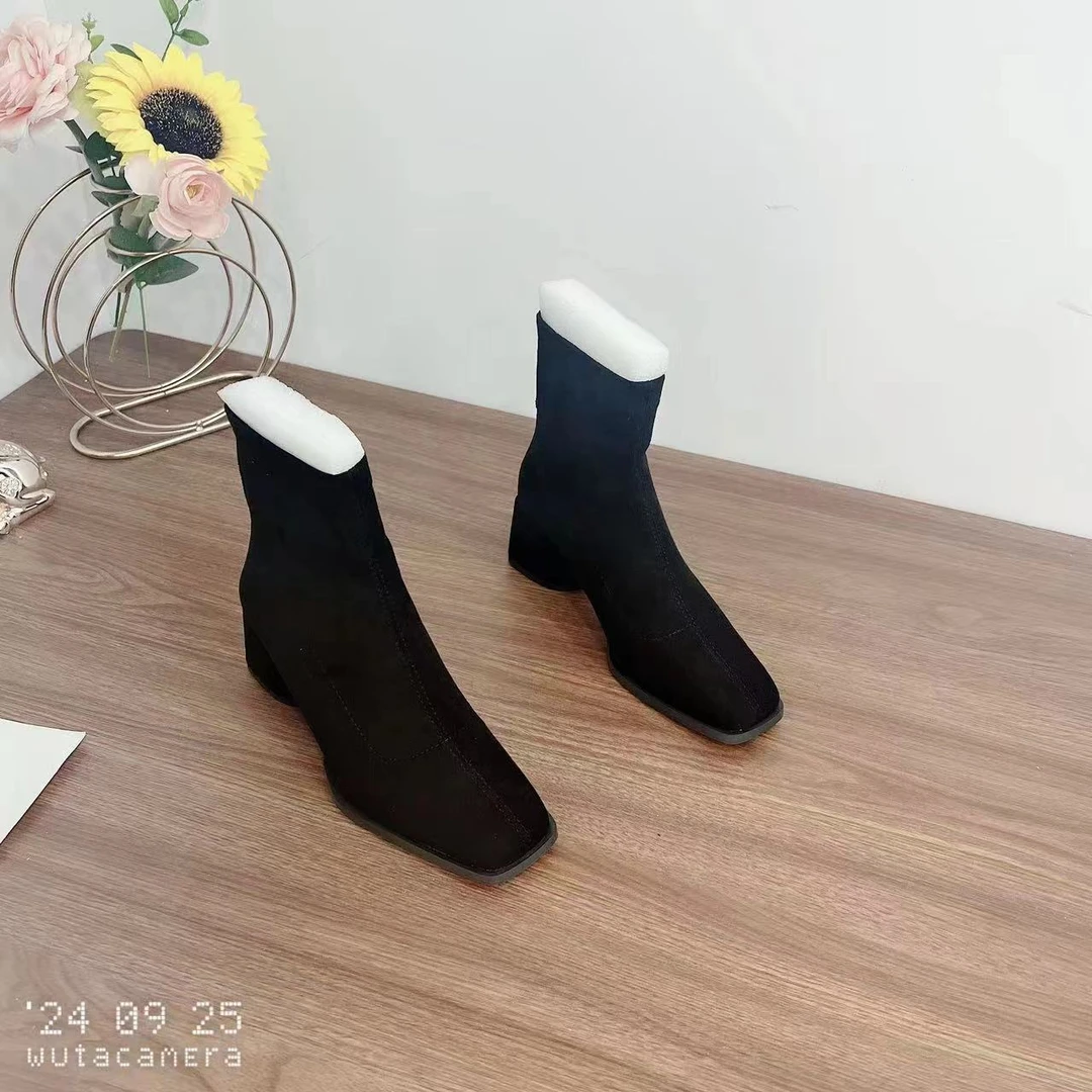 冬季新款时尚百搭方头气质粗跟短靴1157-2