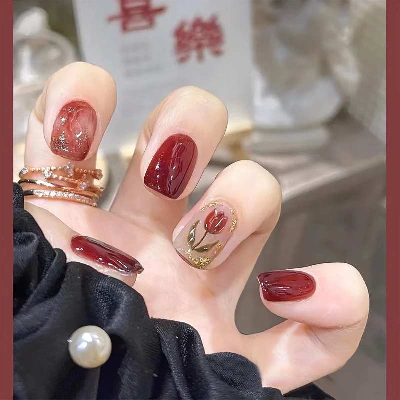 y49【短方圆】红宝石玫瑰显白穿戴美甲（24片装）酒红色女神秋冬