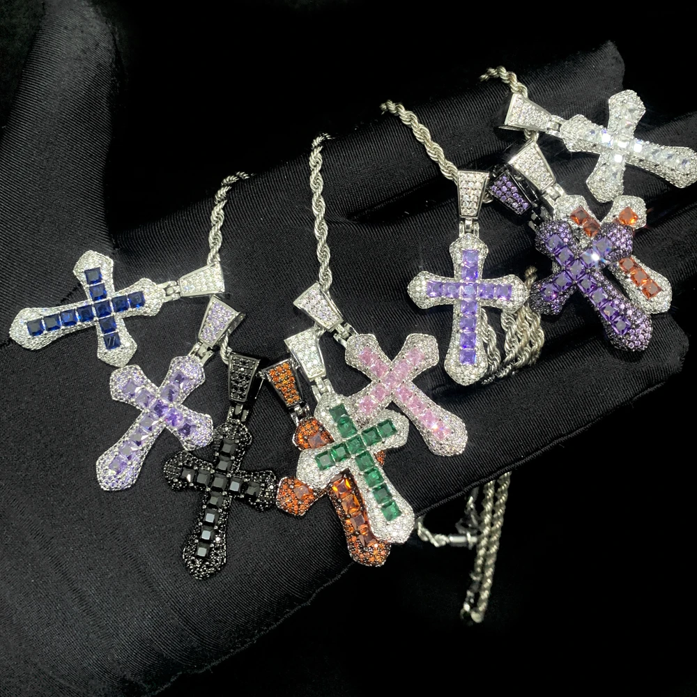 钛钢合成锆石项链 TWG宠粉狂魔枪黑色镶嵌锆石轻奢嘻哈十字架项链