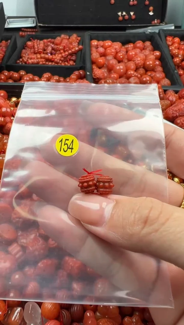 【闪购商品】南红玛瑙颈饰未镶嵌1