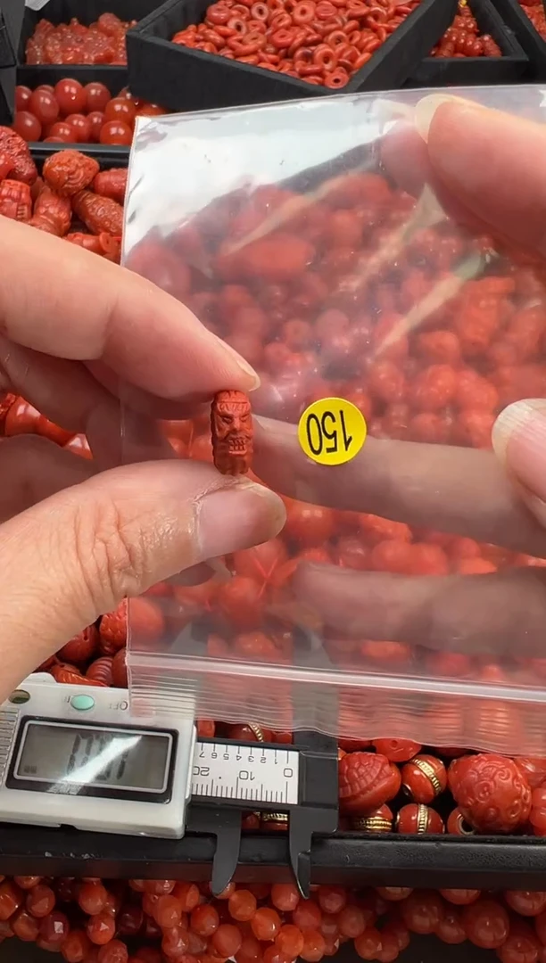 【闪购商品】南红玛瑙颈饰未镶嵌1