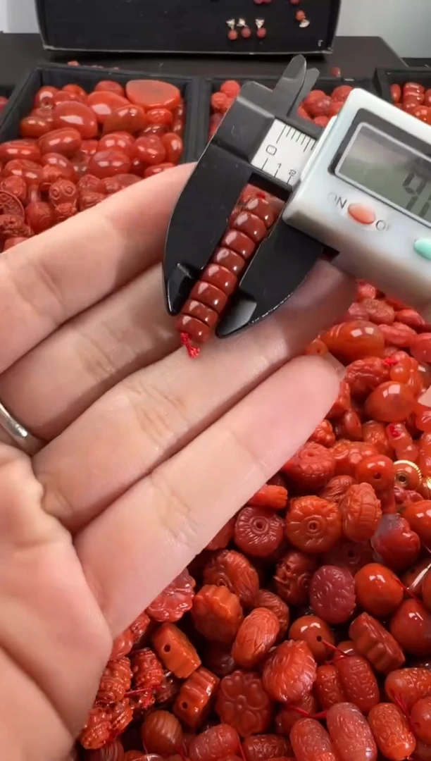 【闪购商品】南红玛瑙颈饰未镶嵌1