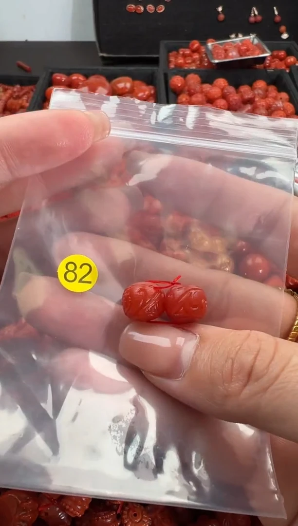 【闪购商品】南红玛瑙颈饰未镶嵌1