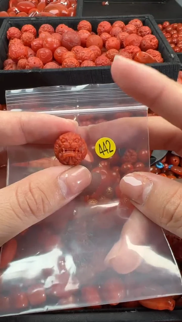 【闪购商品】南红玛瑙颈饰未镶嵌1