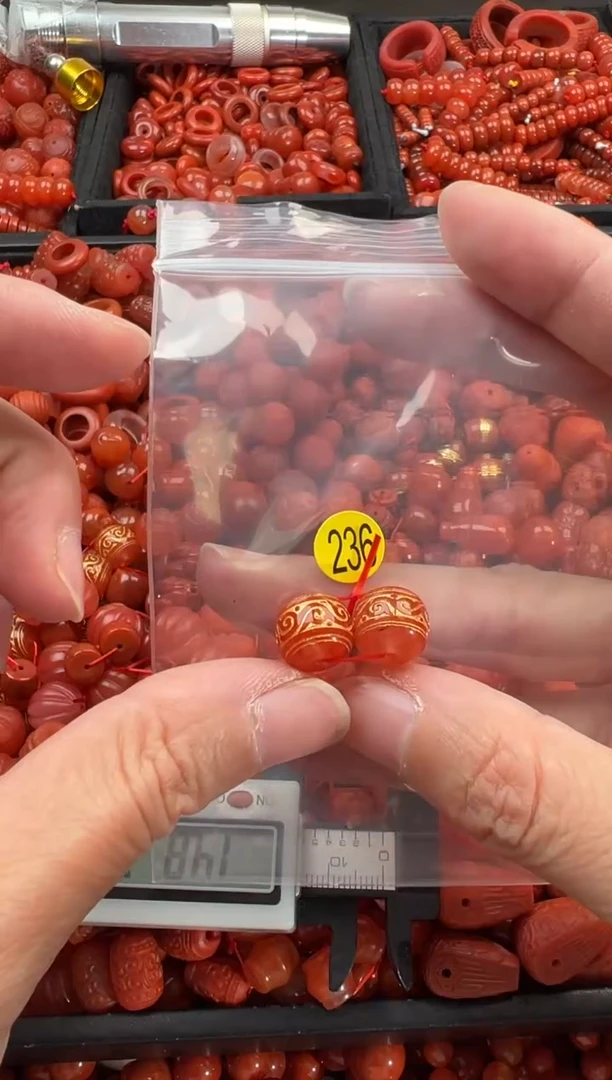 【闪购商品】南红玛瑙颈饰未镶嵌1