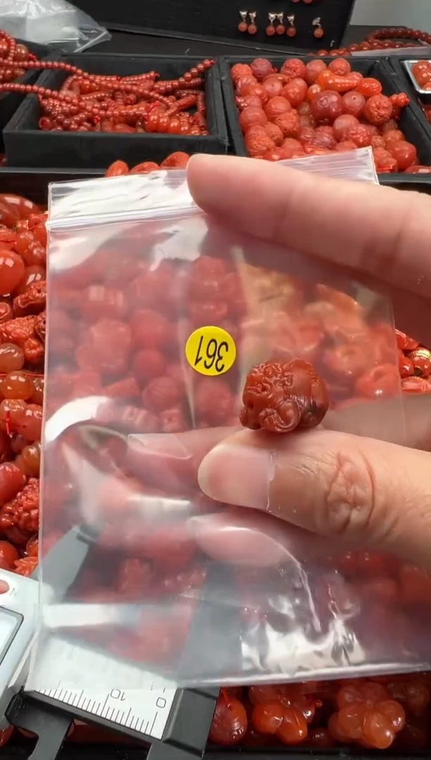 【闪购商品】南红玛瑙颈饰未镶嵌1