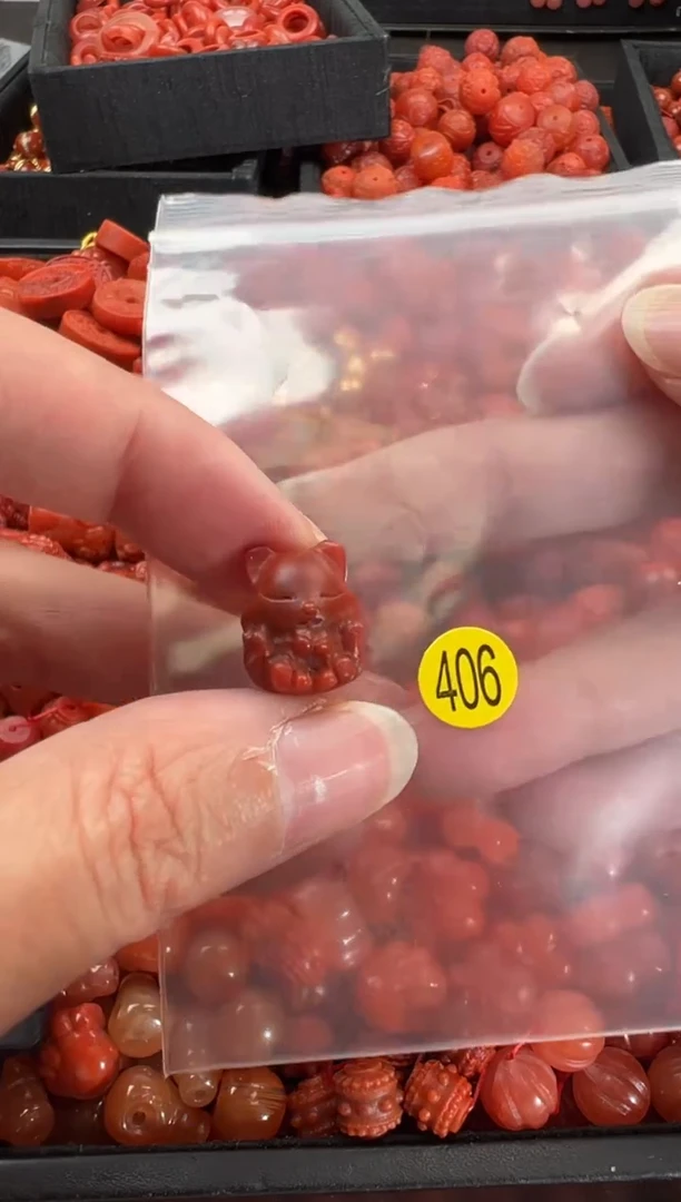 【闪购商品】南红玛瑙颈饰未镶嵌1