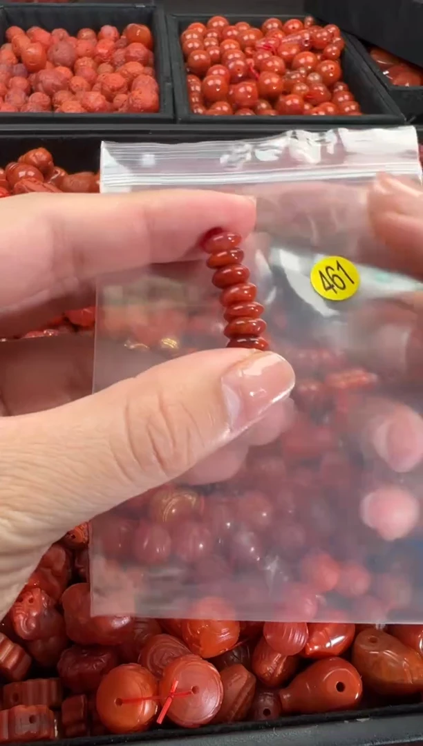 【闪购商品】南红玛瑙颈饰未镶嵌1