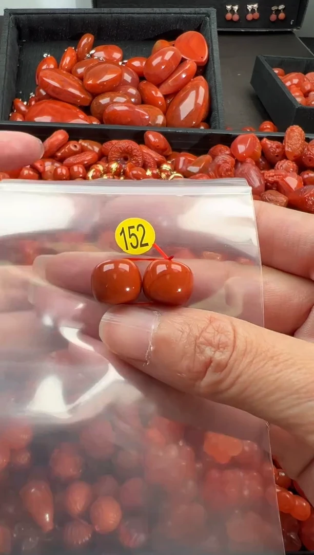 【闪购商品】南红玛瑙颈饰未镶嵌1