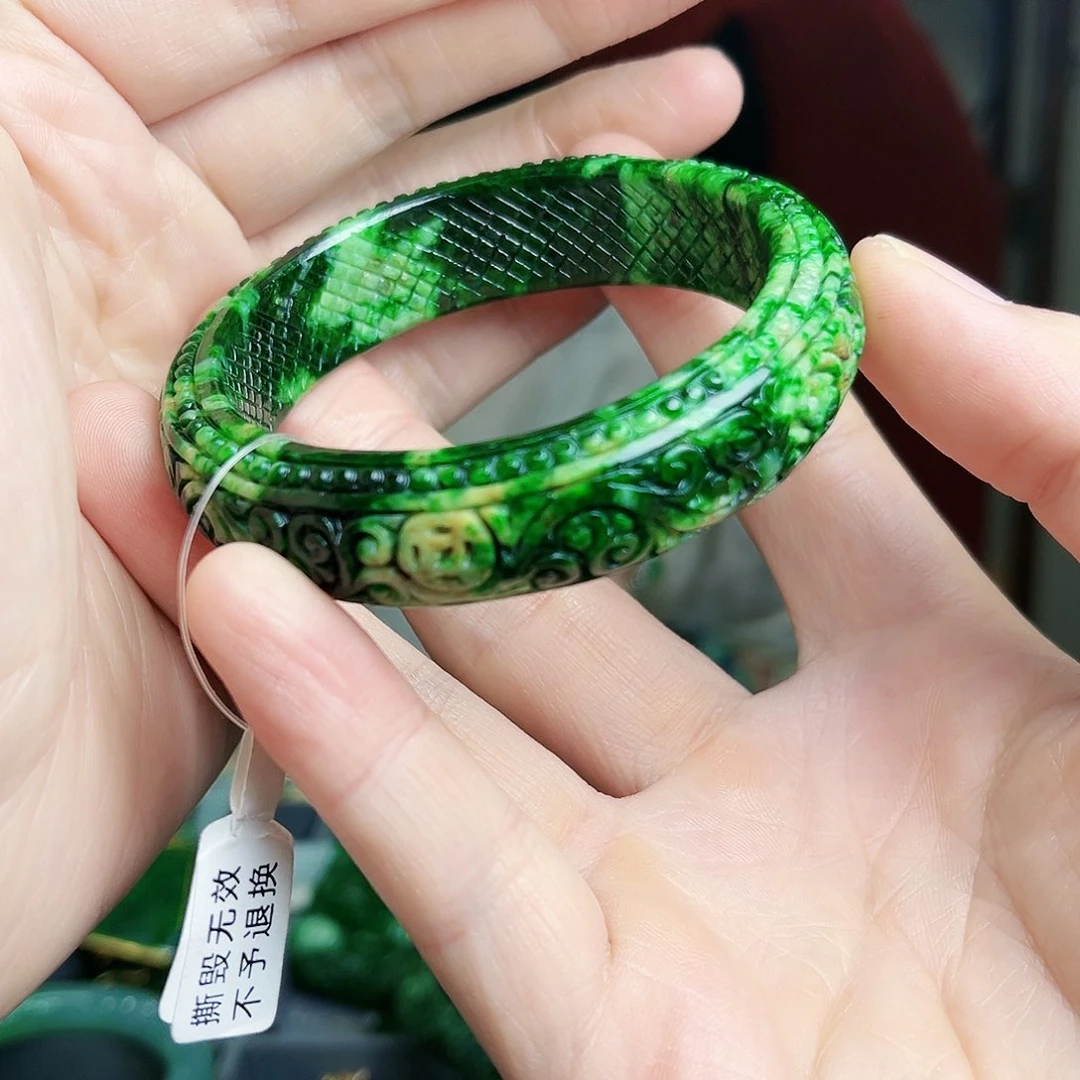 翡翠手镯未镶嵌手镯57.4