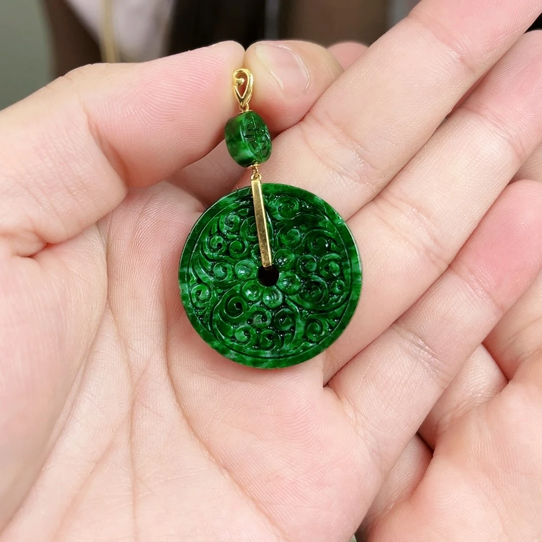 翡翠颈饰18K金镶嵌吊坠