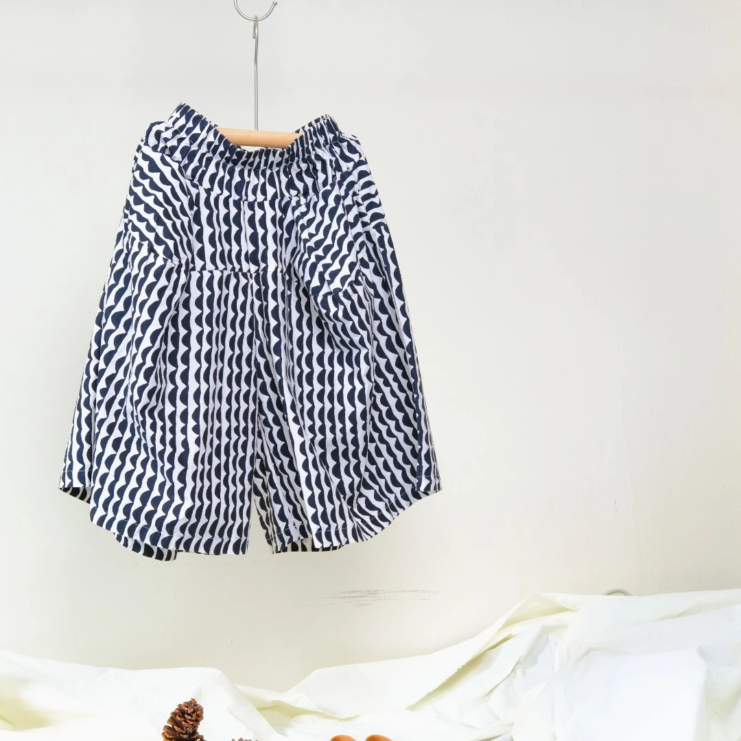 S 3109 -《南风》廓形裤儿童男女童小众设计感七分 印花裙裤～