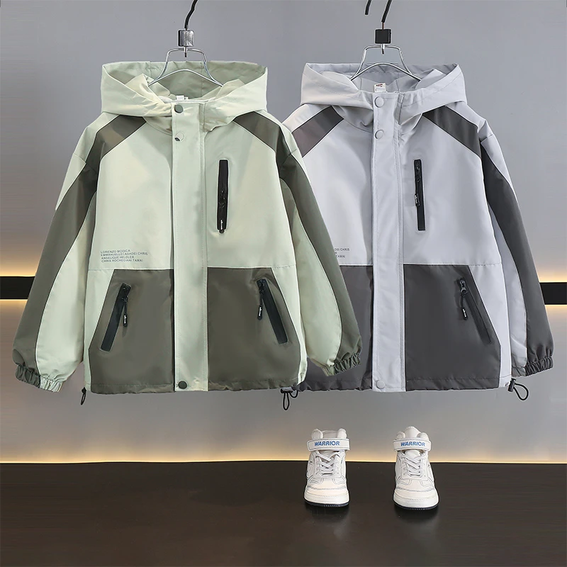 男童外套2025新款春装儿童中大童春秋款冲锋衣宽松版森系风衣童装