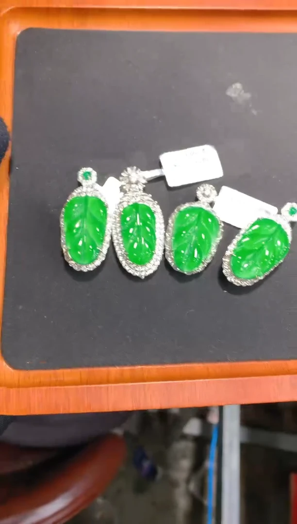 【闪购商品】定制翡翠未镶嵌55 定制翡翠-多样性发货(发其一)