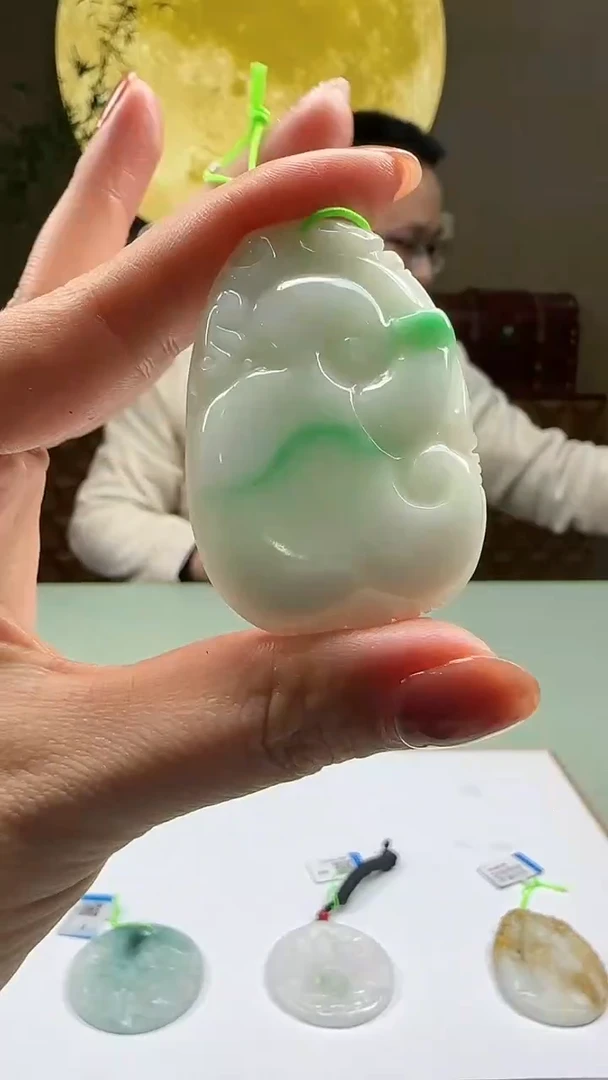 【闪购商品】翡翠颈饰未镶嵌ML@@LD1222H014