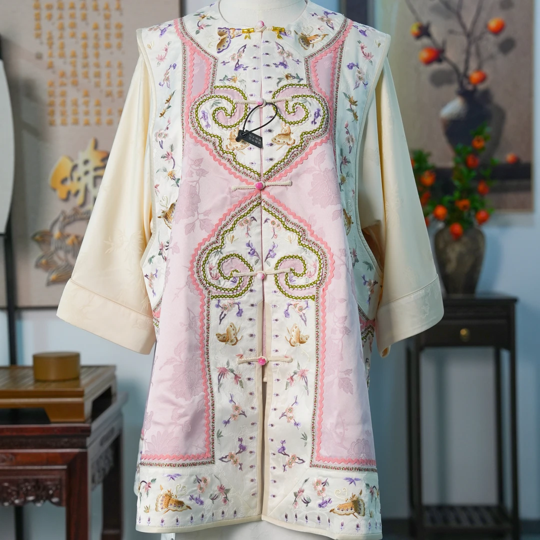 东彤【粉蝶】复古中式对襟重工刺绣太太服