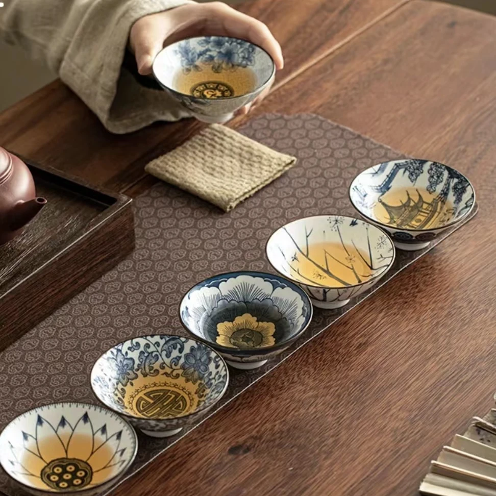 随机花色青花斗笠杯