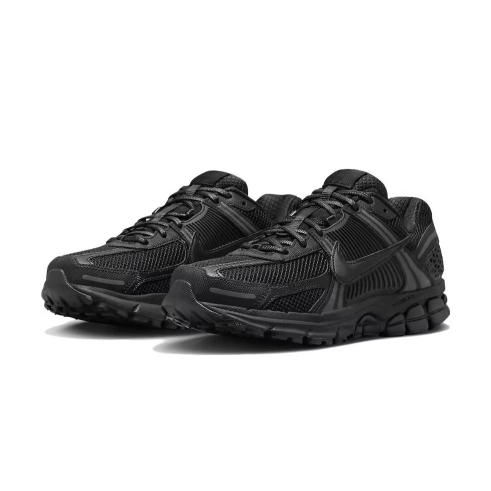 NIKE/耐克ZOOM VOMERO 5时尚舒适休闲鞋 BV1358-003