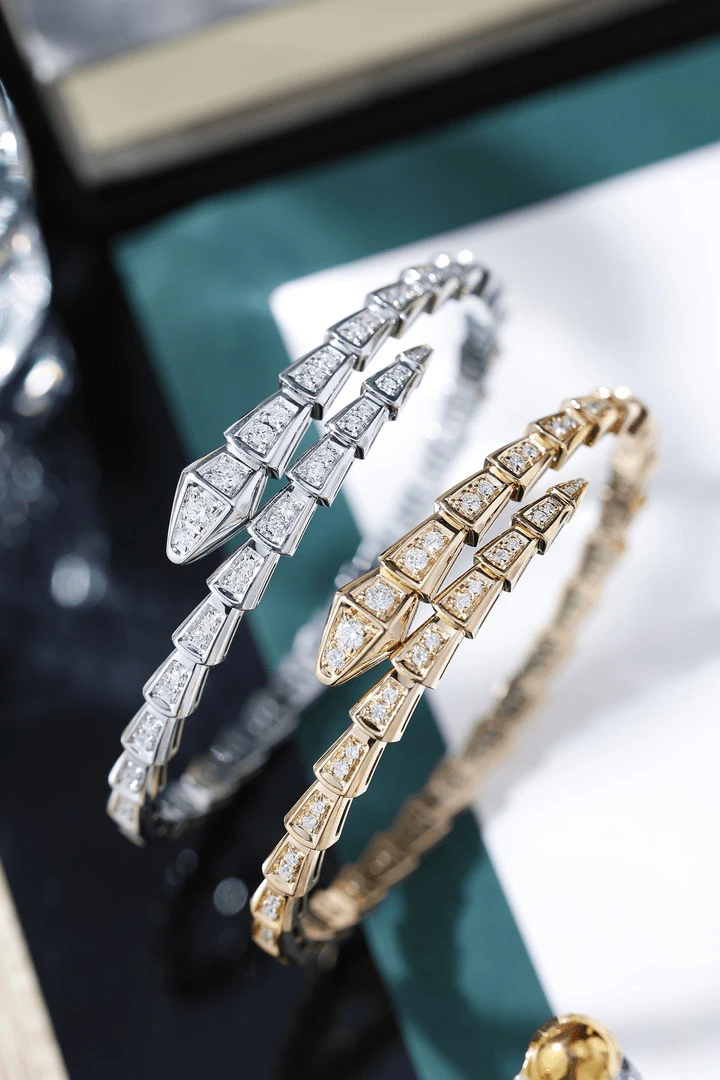 18k金满钻蛇手镯（多样性发货发其一）