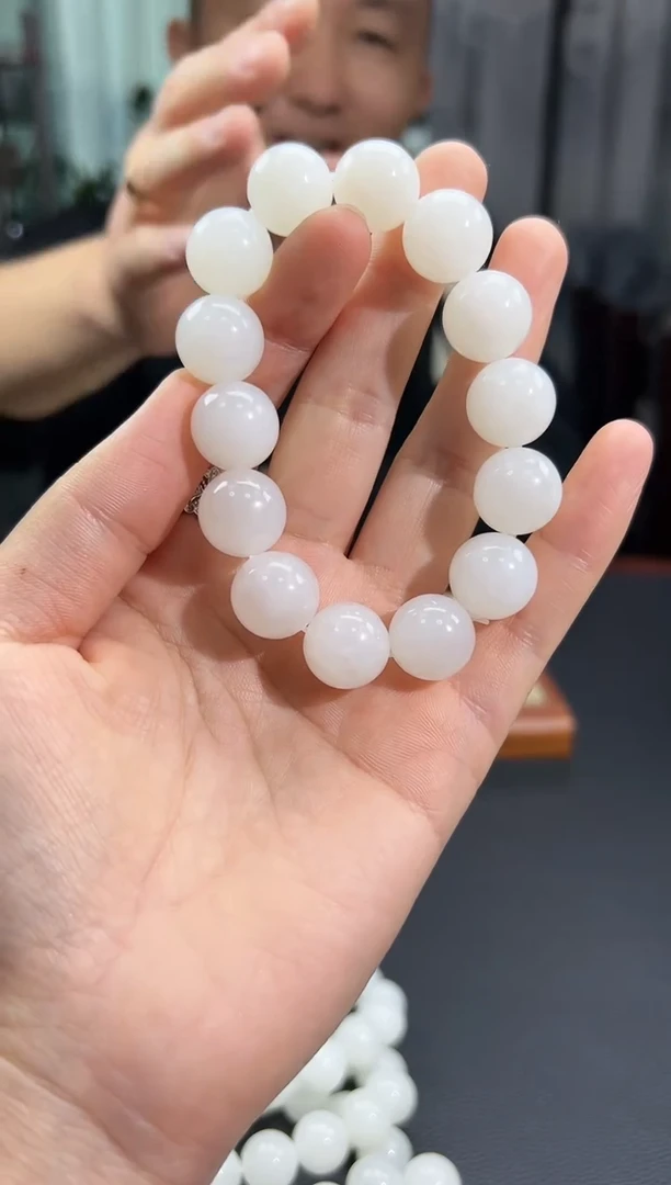 【闪购商品】和田玉手链未镶嵌  AA106 多样性一件发货