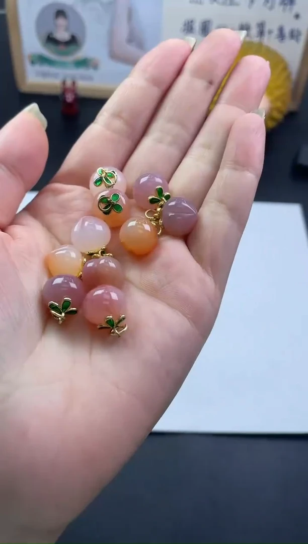 【闪购商品】玛瑙/玉髓吊坠合金多样性发1个L1