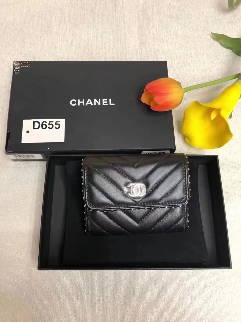 全新未使用 Chanel/香奈儿 短款卡包零钱包26开D655直播间过细节