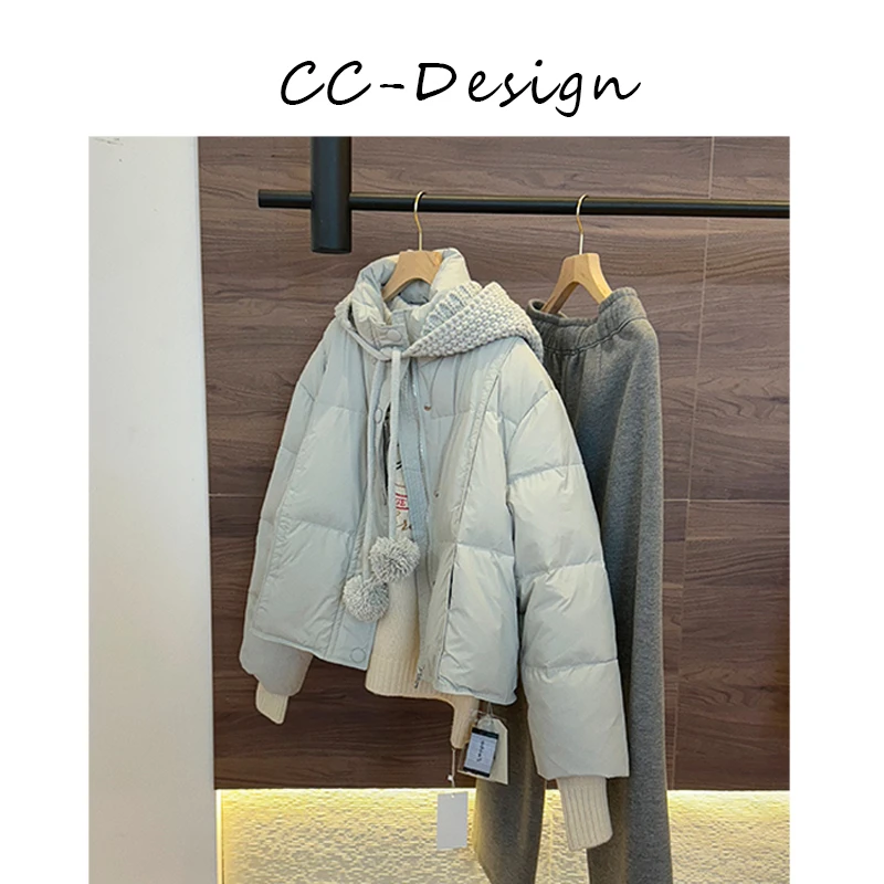 CAICAI-【奶呼呼】90白鸭绒秋冬新款加厚保暖羽绒服女+毛线帽121001