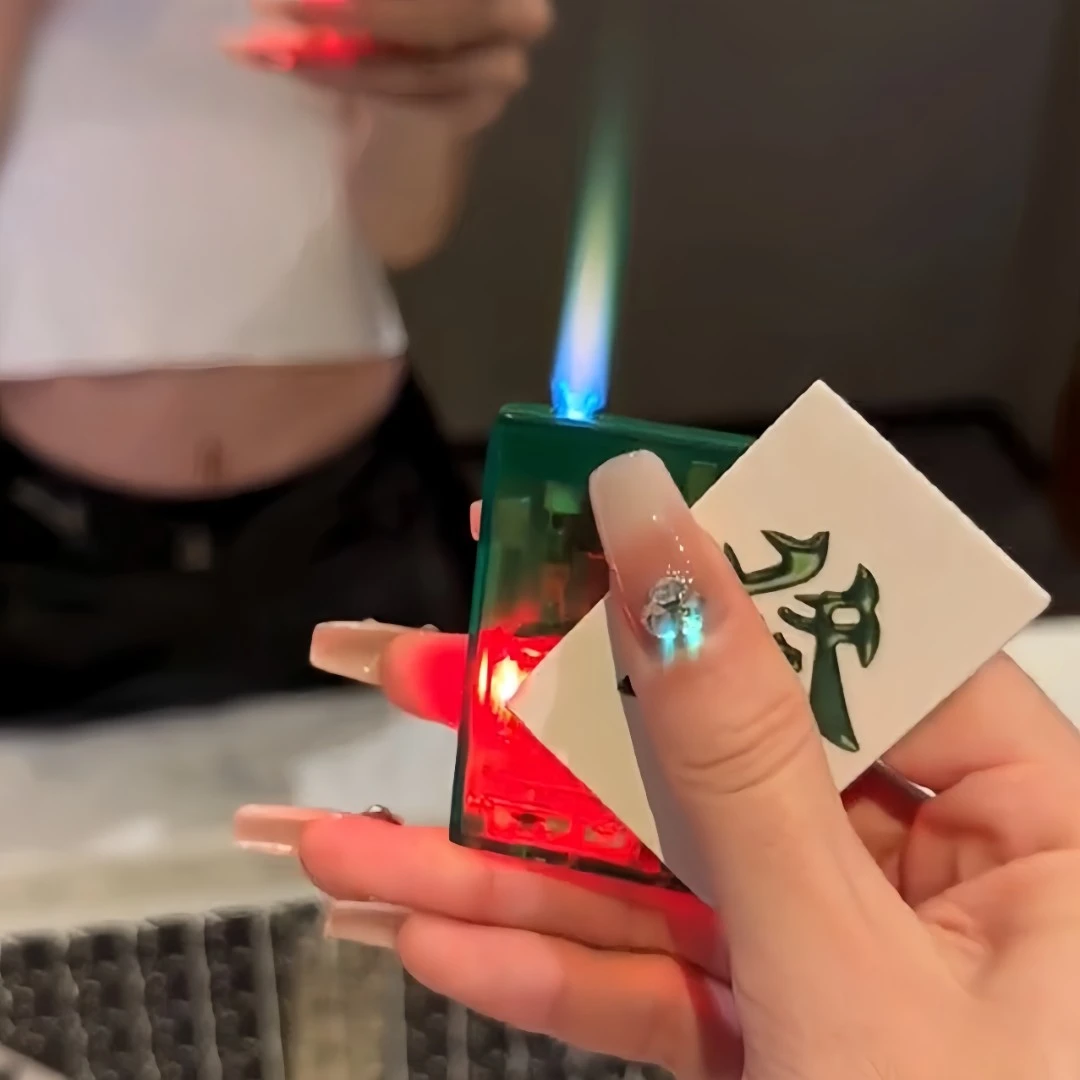 创意个性发财红中麻将防风打火机闪灯送男女友礼物国风潮流麻将